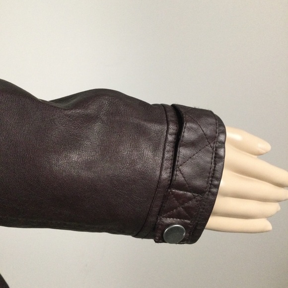 Large Women’s BLANC NOIR Brown Faux Leather Bomber Jacket with Texturized Deta… - Picture 4 of 15